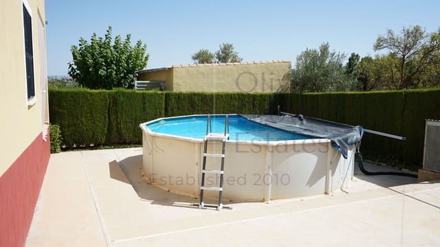 4 bedroom Villa for sale in Caudete - € 209,900 (Ref: 9654309)