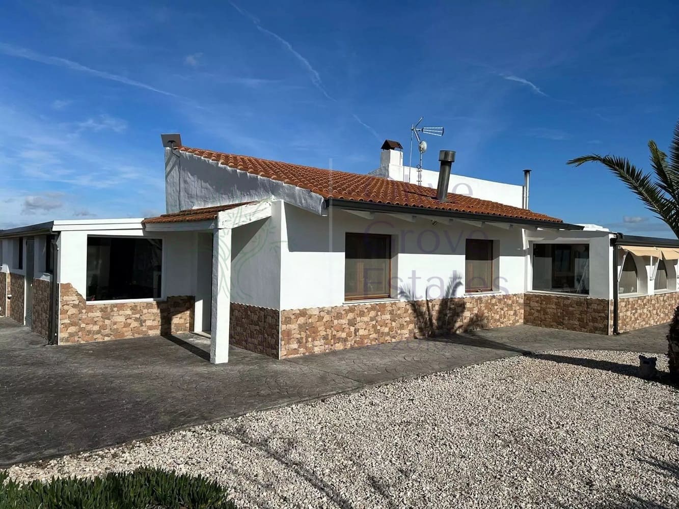 5 chambre Finca/Maison de Campagne à vendre à Villena avec piscine - 330 000 € (Ref: 9654310)