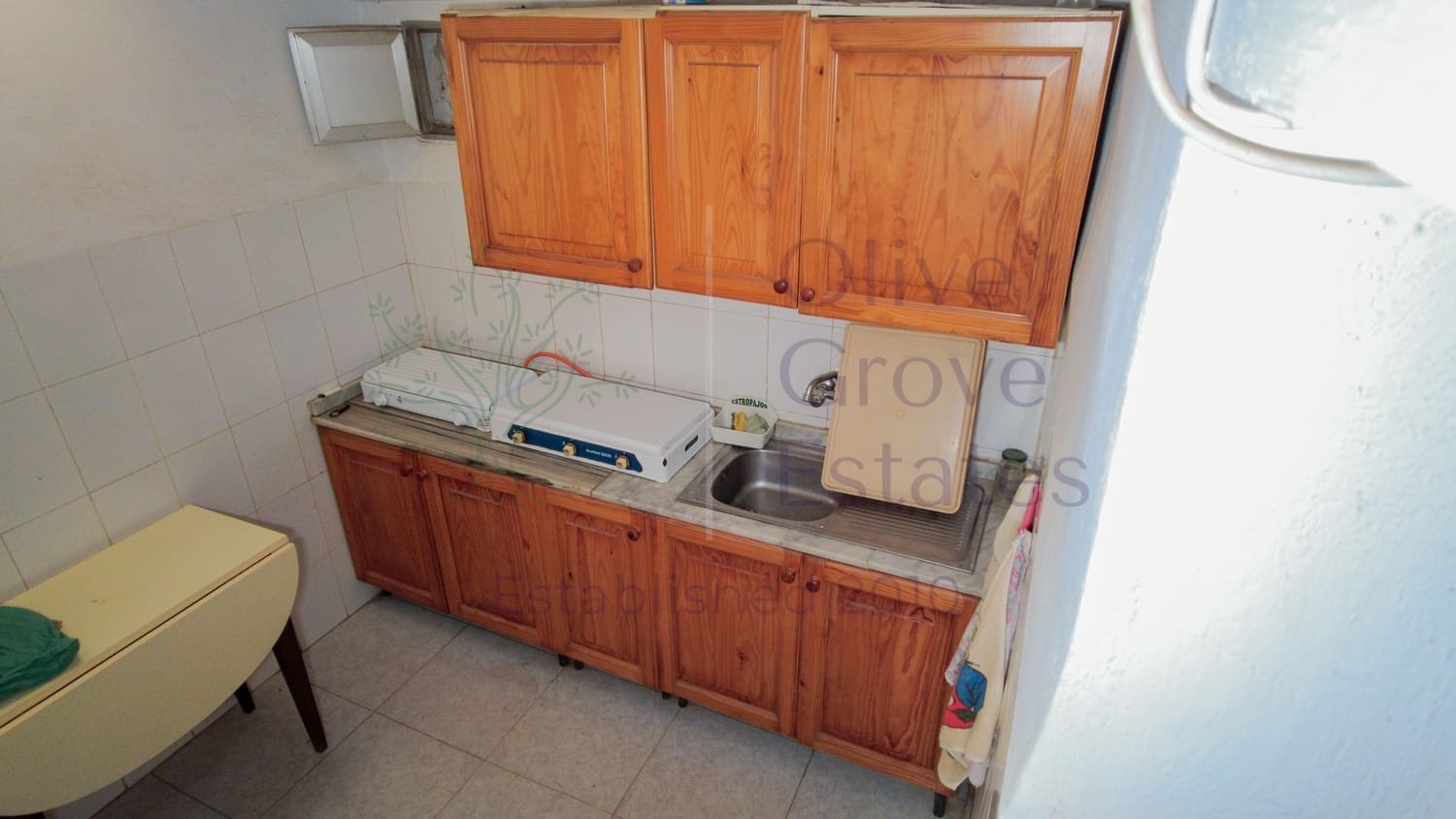 5 bedroom Finca/Country House for sale in Yecla - € 129,995 (Ref: 9715593)