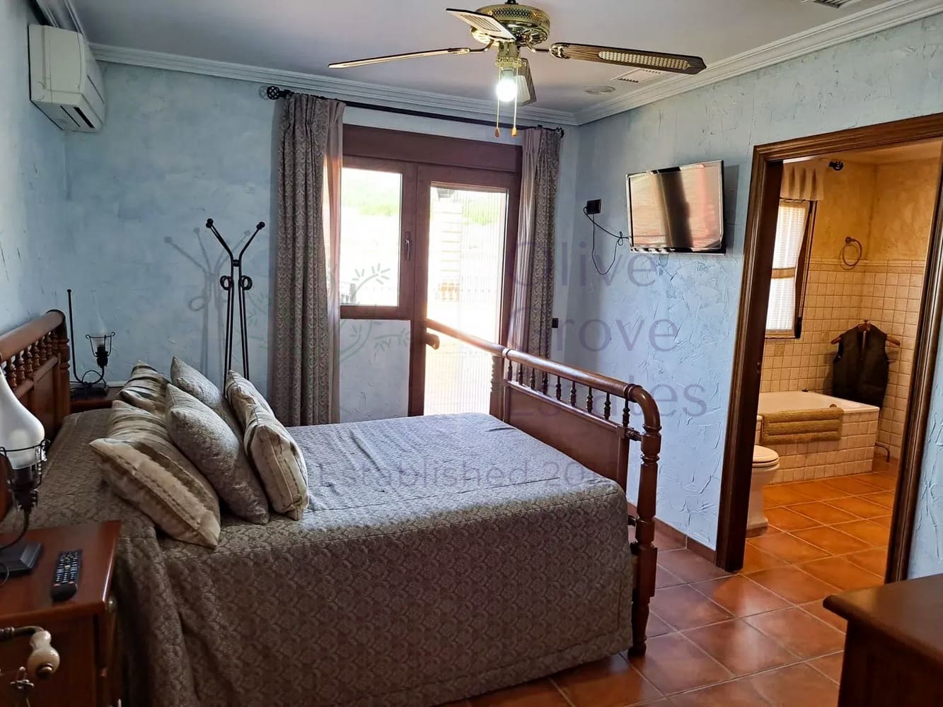 6 slaapkamer Villa te koop in Salinas - € 950.000 (Ref: 9727507)