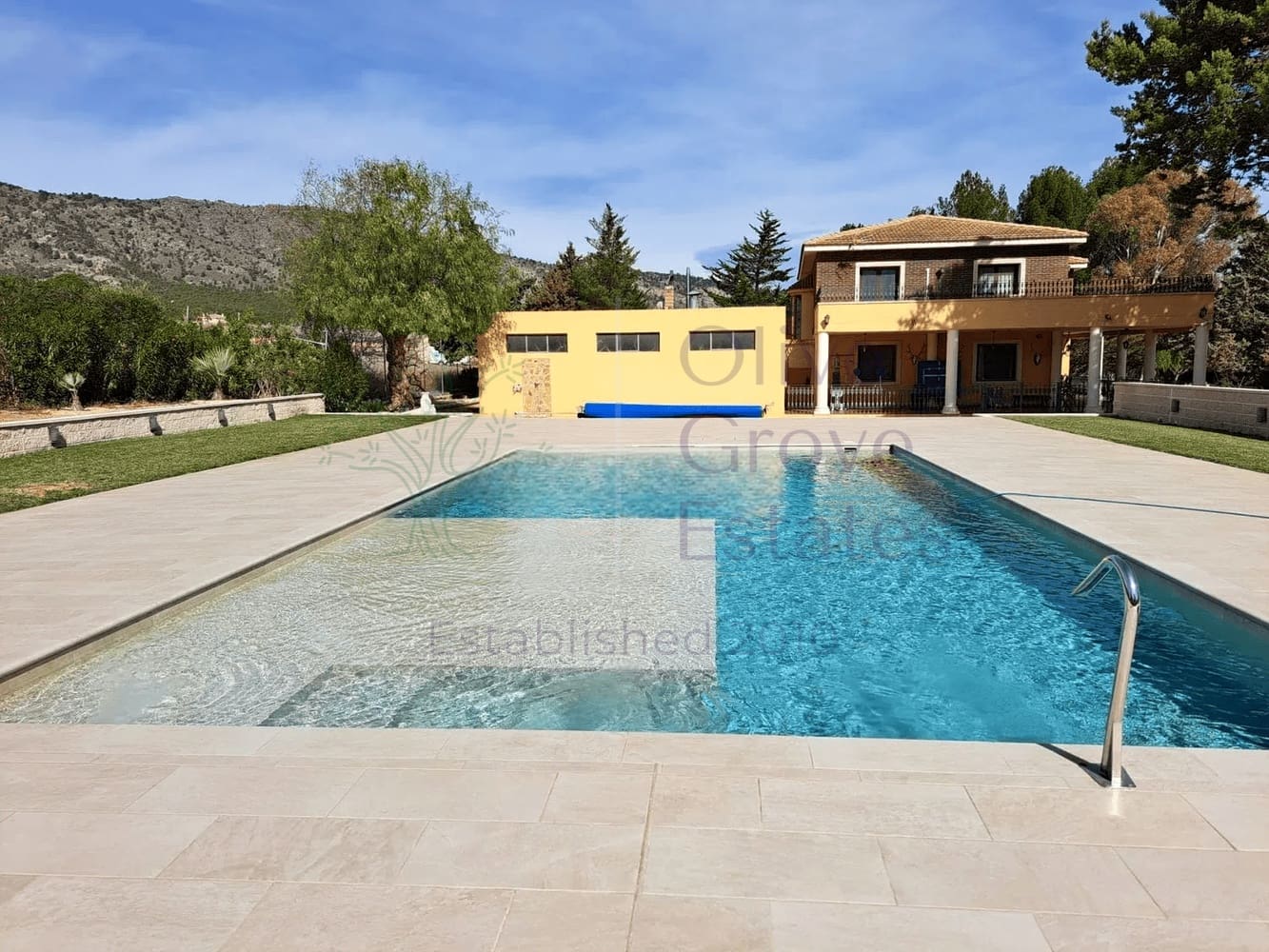 6 slaapkamer Villa te koop in Salinas - € 950.000 (Ref: 9727507)