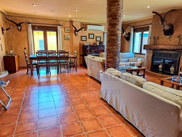 6 slaapkamer Villa te koop in Salinas - € 950.000 (Ref: 9727507)