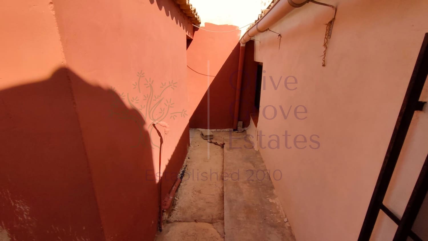 4 soveværelse Villa til salg i Yecla med swimmingpool garage - € 159.995 (Ref: 9733378)