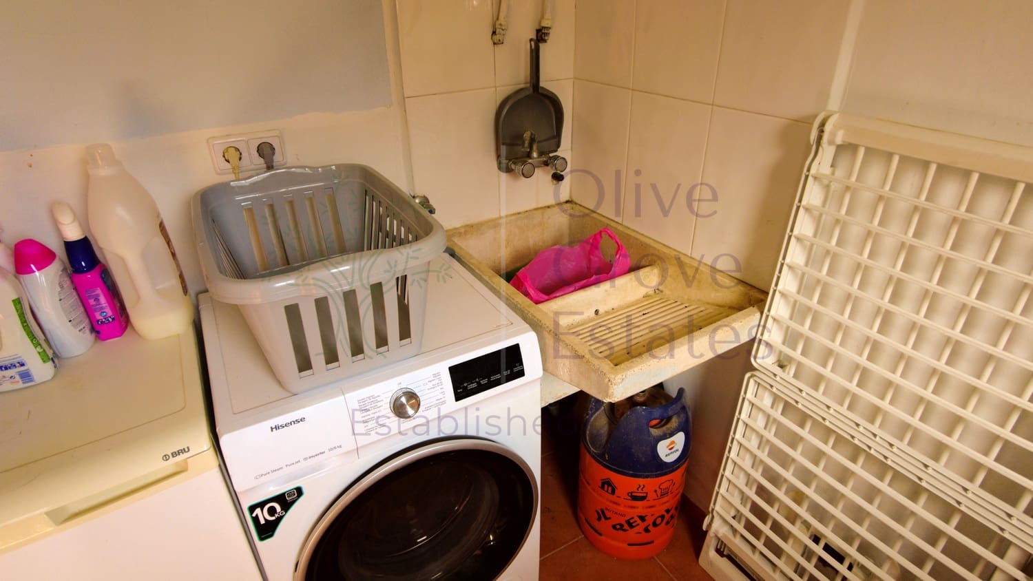 4 soveværelse Villa til salg i Yecla med swimmingpool garage - € 159.995 (Ref: 9733378)