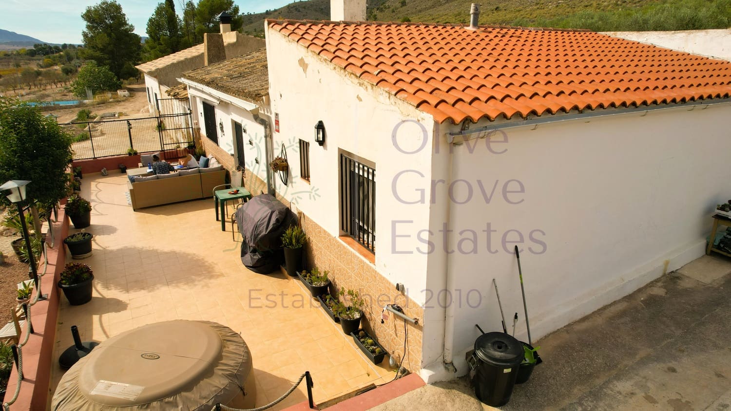 4 soveværelse Villa til salg i Yecla med swimmingpool garage - € 159.995 (Ref: 9733378)