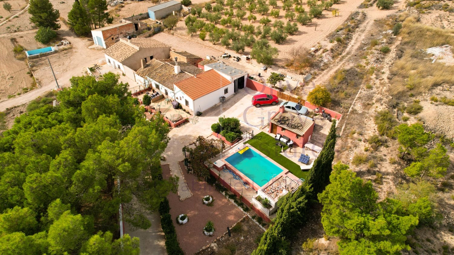 4 soveværelse Villa til salg i Yecla med swimmingpool garage - € 159.995 (Ref: 9733378)