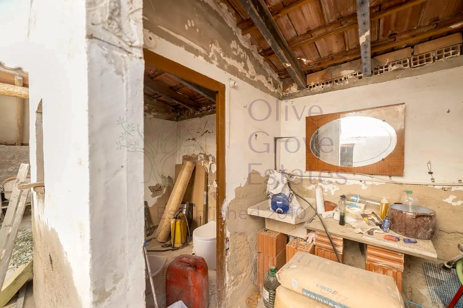 5 soveværelse Finca/Landehus til salg i Elda - € 150.000 (Ref: 9736118)