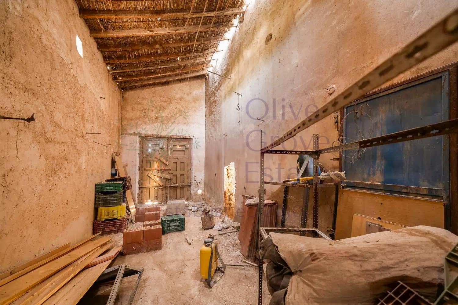 5 soveværelse Finca/Landehus til salg i Elda - € 150.000 (Ref: 9736118)