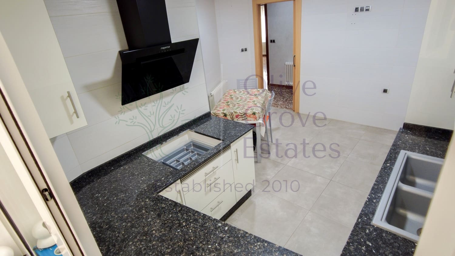 8 quarto Casa em Banda para venda em Caudete - 153 000 € (Ref: 9769938)