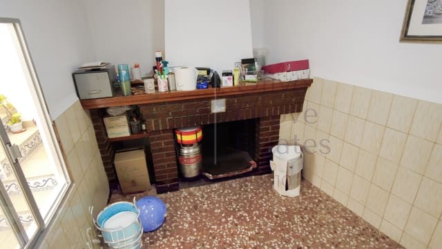 8 quarto Casa em Banda para venda em Caudete - 153 000 € (Ref: 9769938)