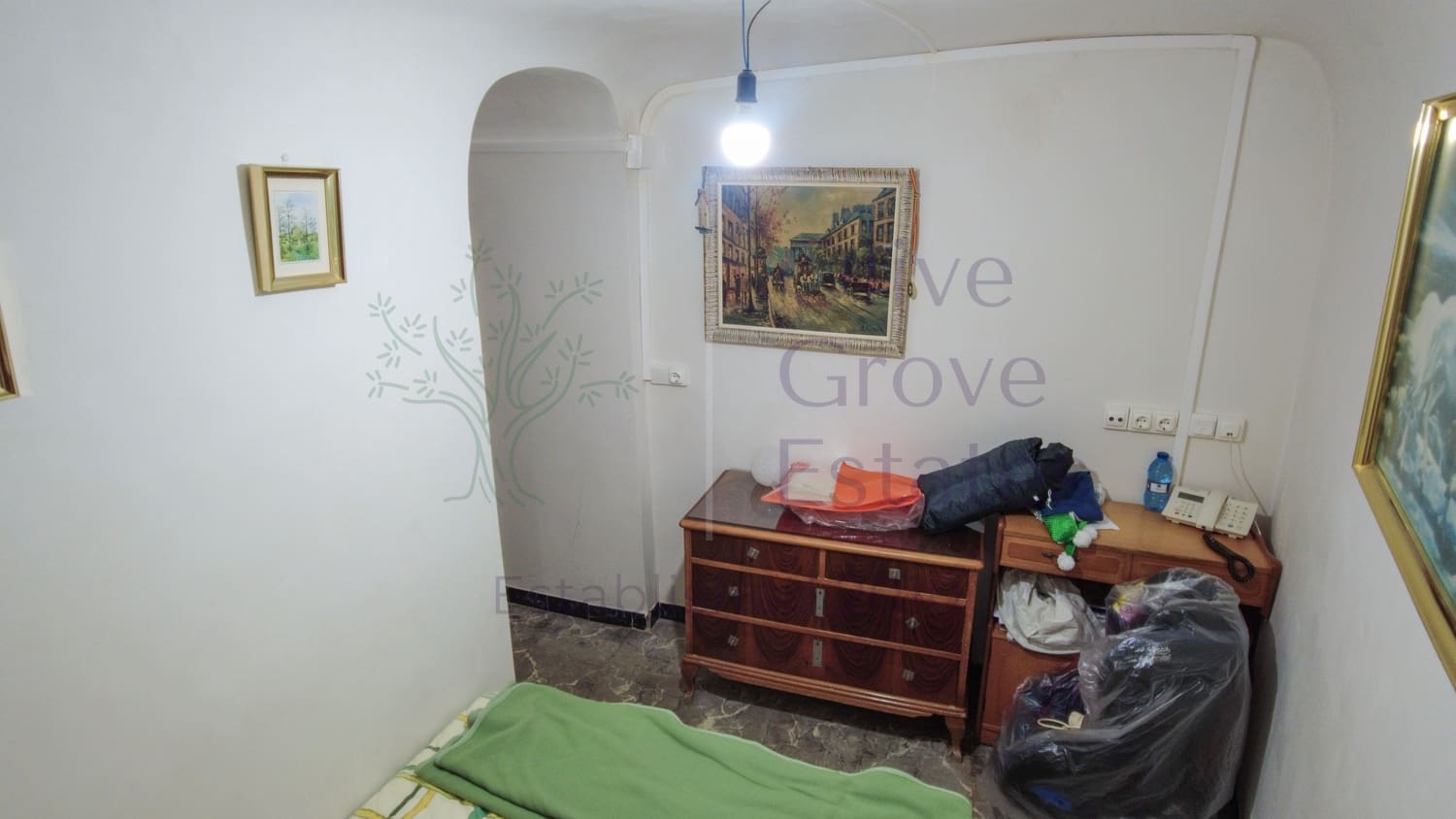 8 bedroom Townhouse for sale in Caudete with garage - € 153,000 (Ref: 9769938)