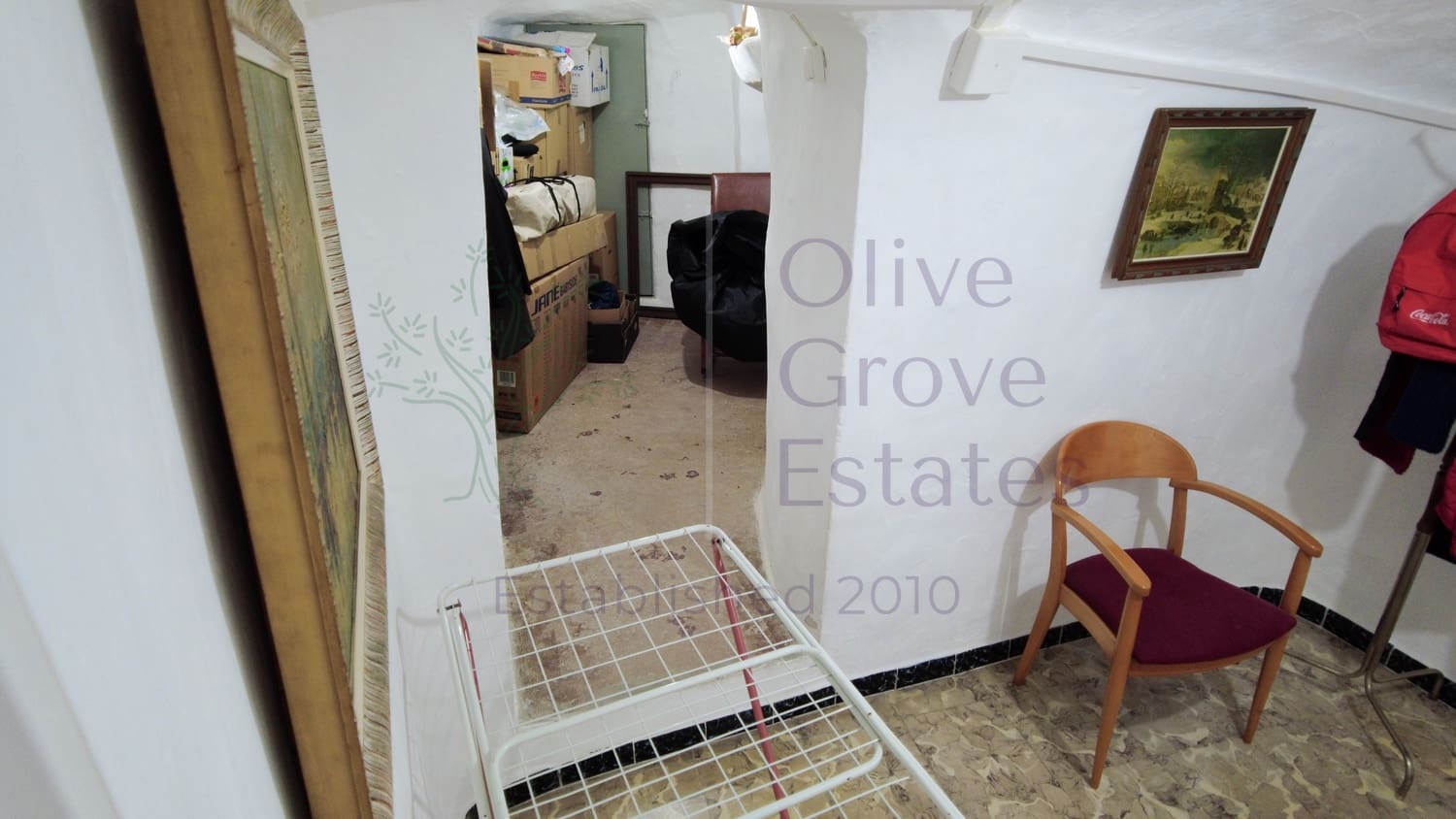 8 bedroom Townhouse for sale in Caudete with garage - € 153,000 (Ref: 9769938)