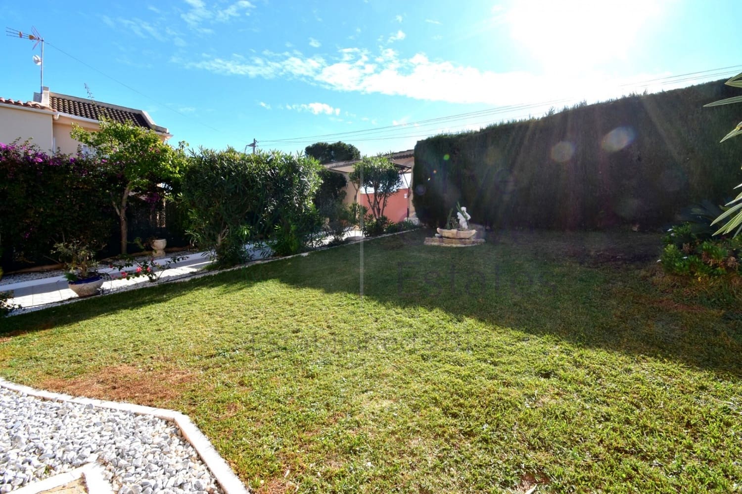 4 Zimmer Villa zu verkaufen in Torrevieja - 410.000 € (Ref: 9798261)