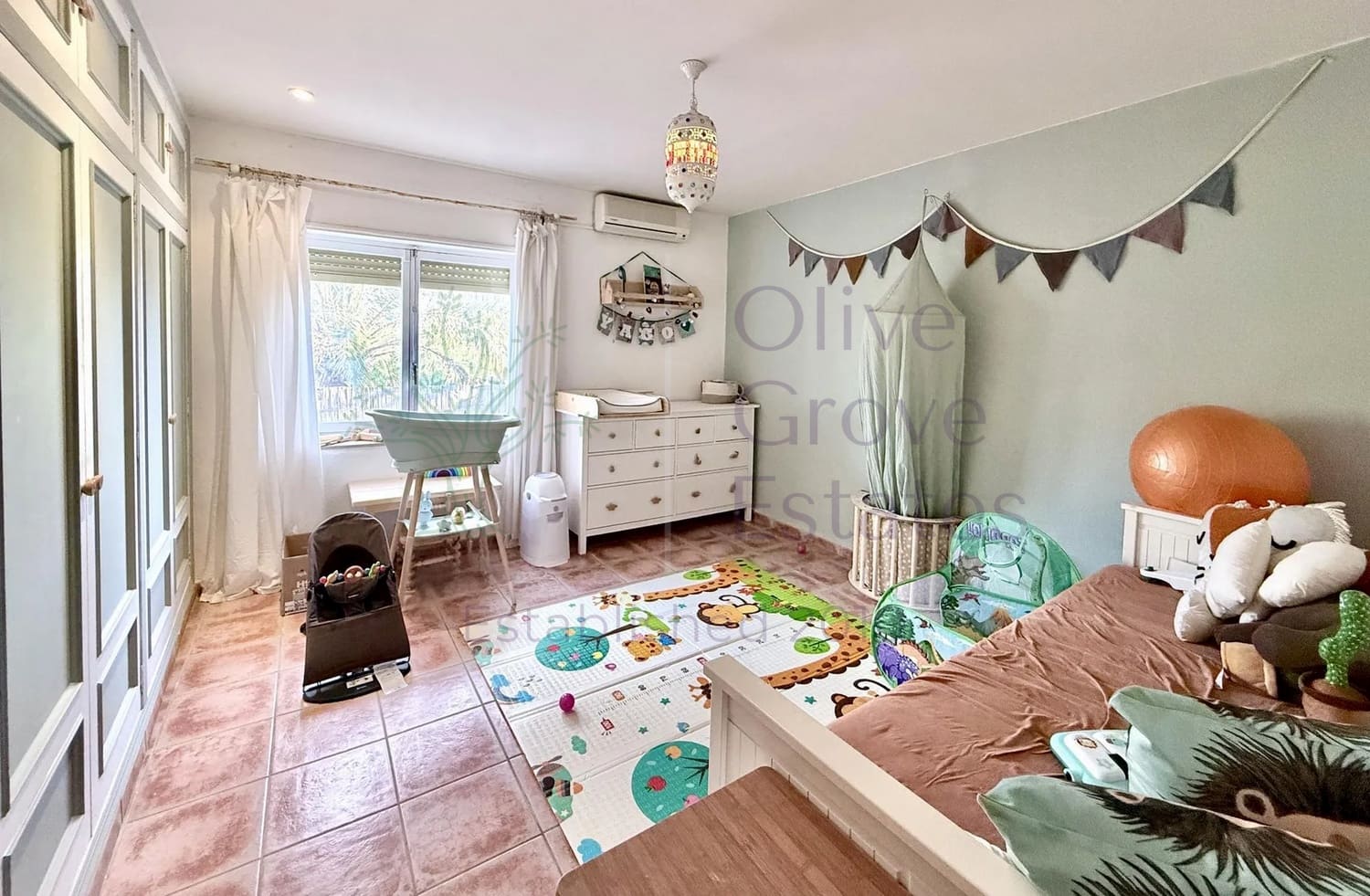 5 soveværelse Villa til salg i Elche / Elx - € 850.000 (Ref: 9836750)