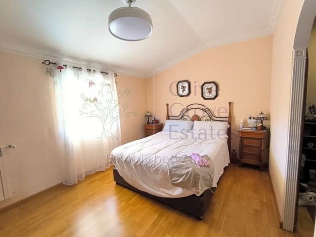 6 soverom Finca/Herregård til salgs i Yecla - € 395 000 (Ref: 9848077)