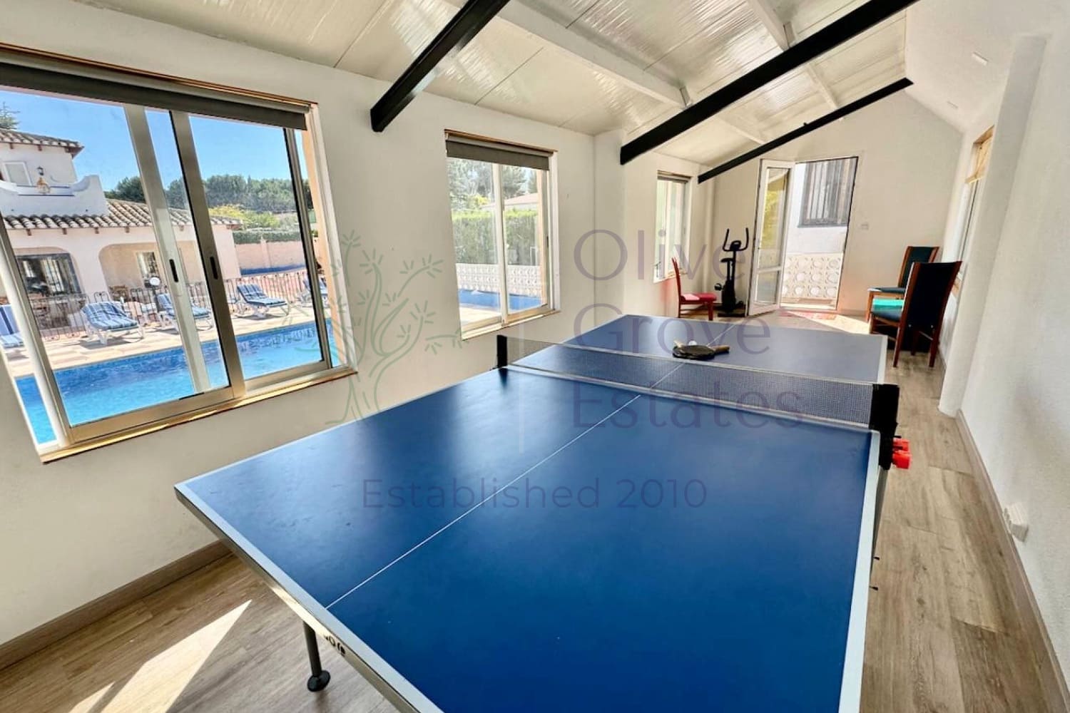 8 bedroom Villa for sale in Castalla with pool garage - € 655,000 (Ref: 9906612)