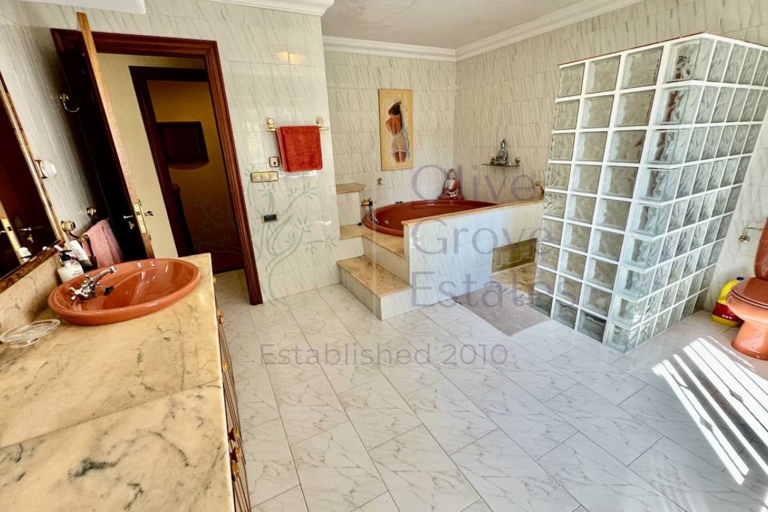 8 bedroom Villa for sale in Castalla with pool garage - € 655,000 (Ref: 9906612)