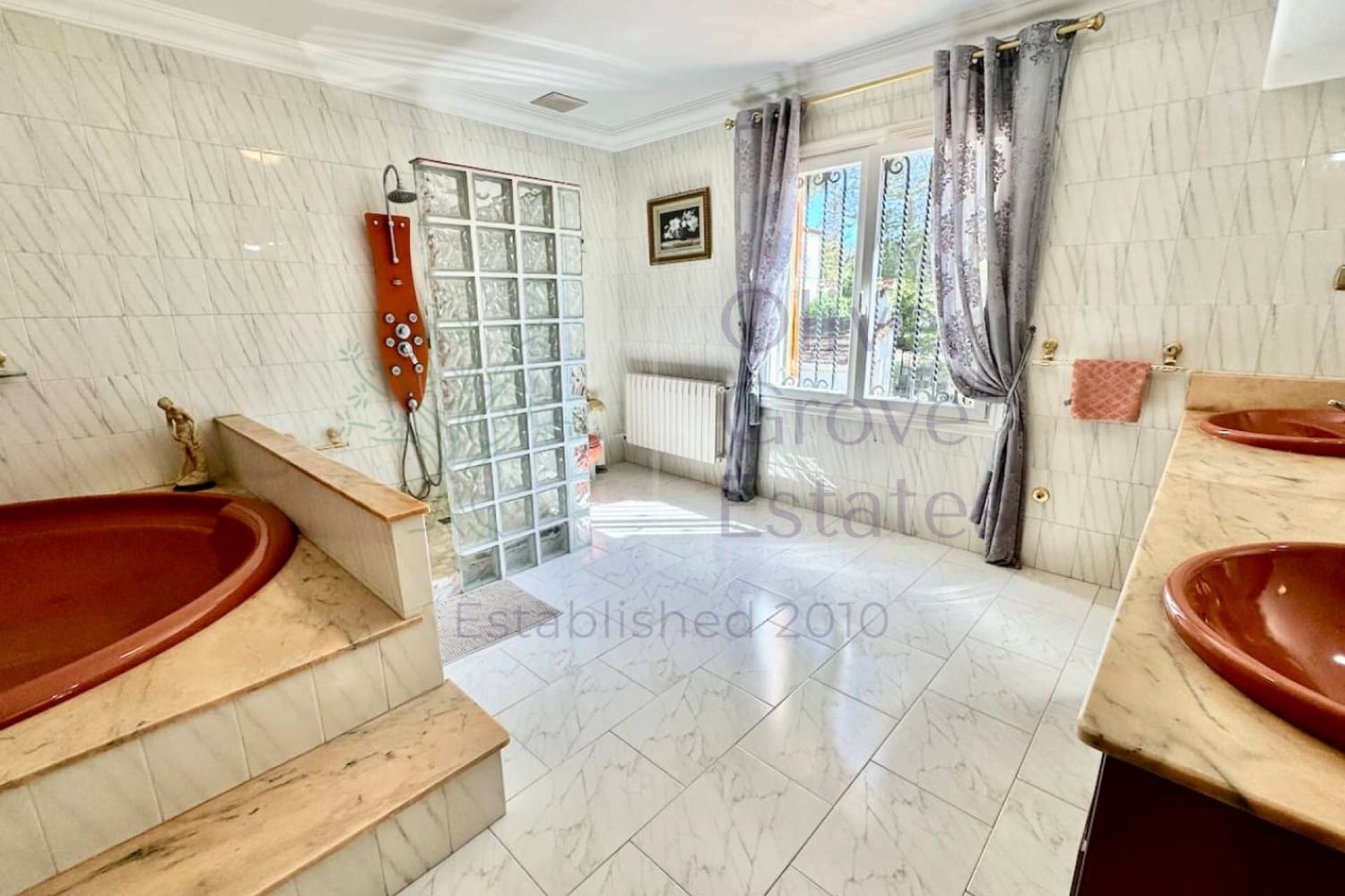 8 bedroom Villa for sale in Castalla with pool garage - € 655,000 (Ref: 9906612)