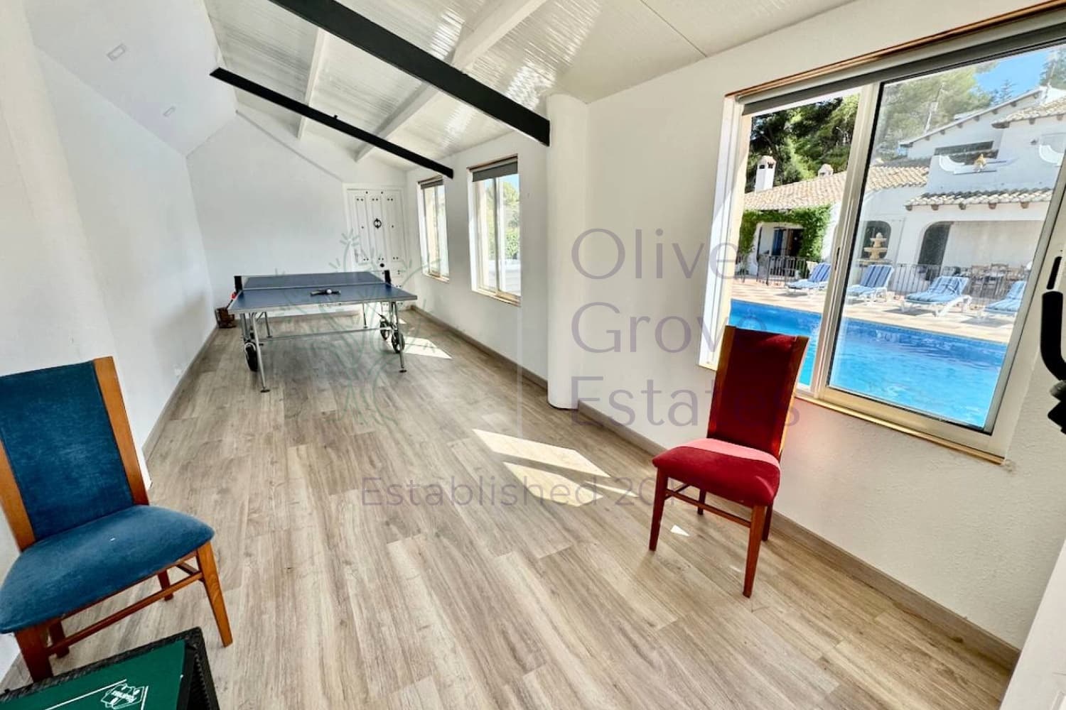 8 bedroom Villa for sale in Castalla with pool garage - € 655,000 (Ref: 9906612)