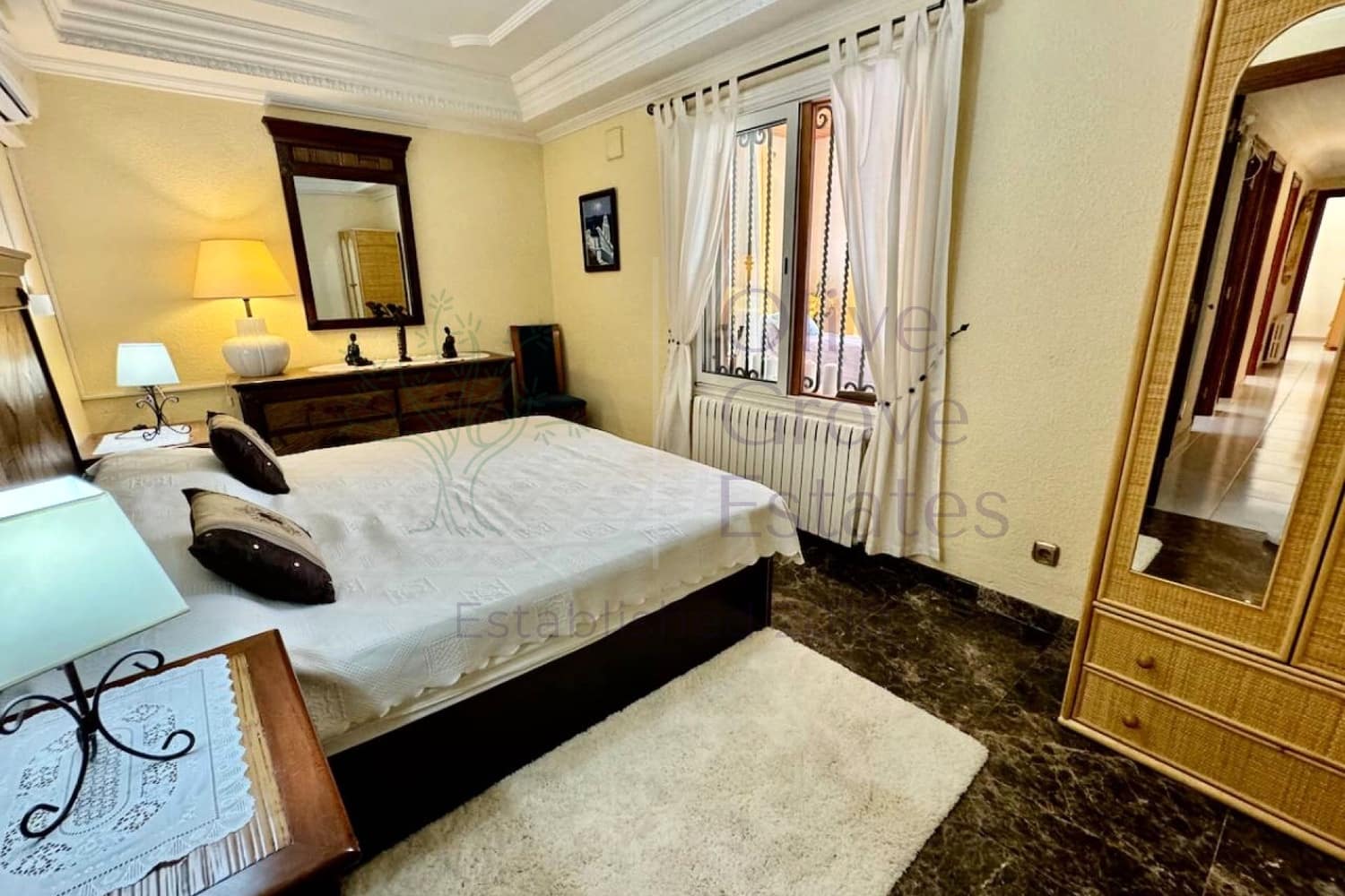 8 bedroom Villa for sale in Castalla with pool garage - € 655,000 (Ref: 9906612)
