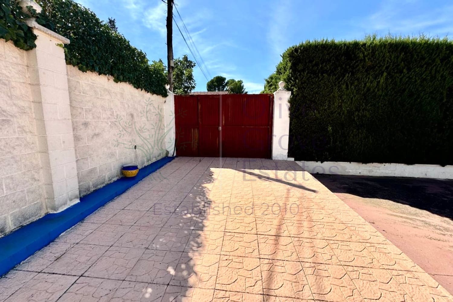 8 bedroom Villa for sale in Castalla with pool garage - € 655,000 (Ref: 9906612)