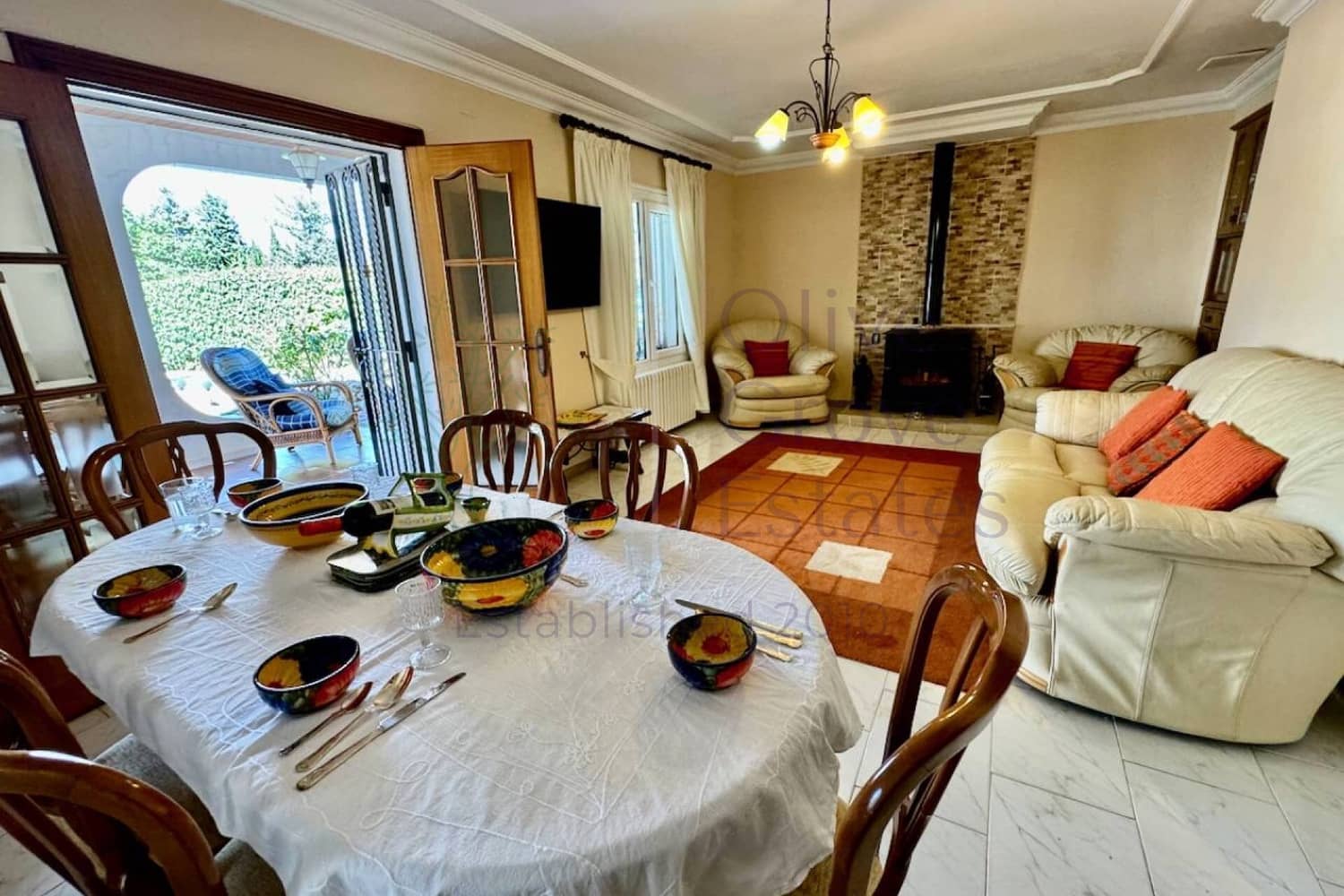8 bedroom Villa for sale in Castalla with pool garage - € 655,000 (Ref: 9906612)