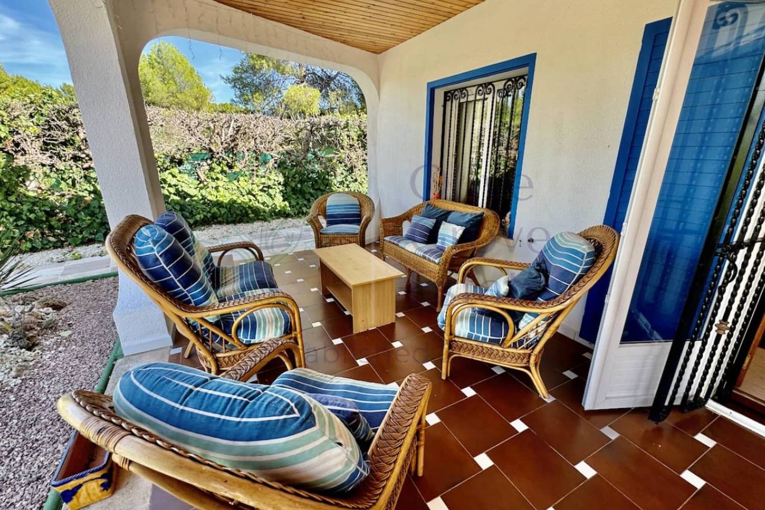 8 bedroom Villa for sale in Castalla with pool garage - € 655,000 (Ref: 9906612)