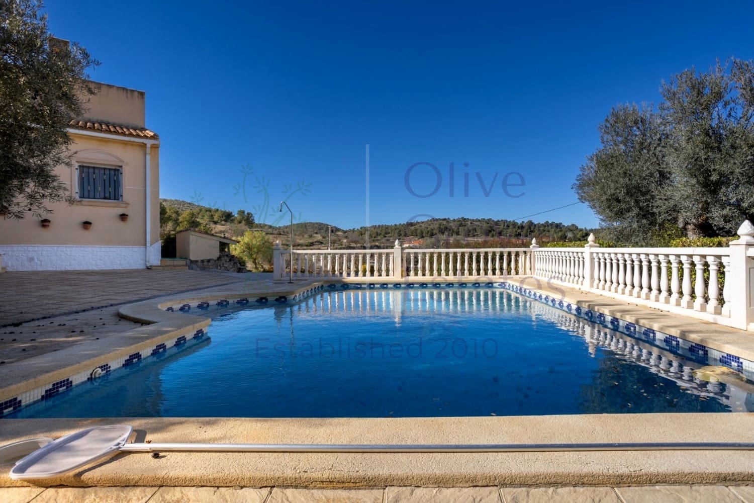 3 soveværelse Finca/Landehus til salg i Abanilla med swimmingpool garage - € 395.000 (Ref: 9909042)