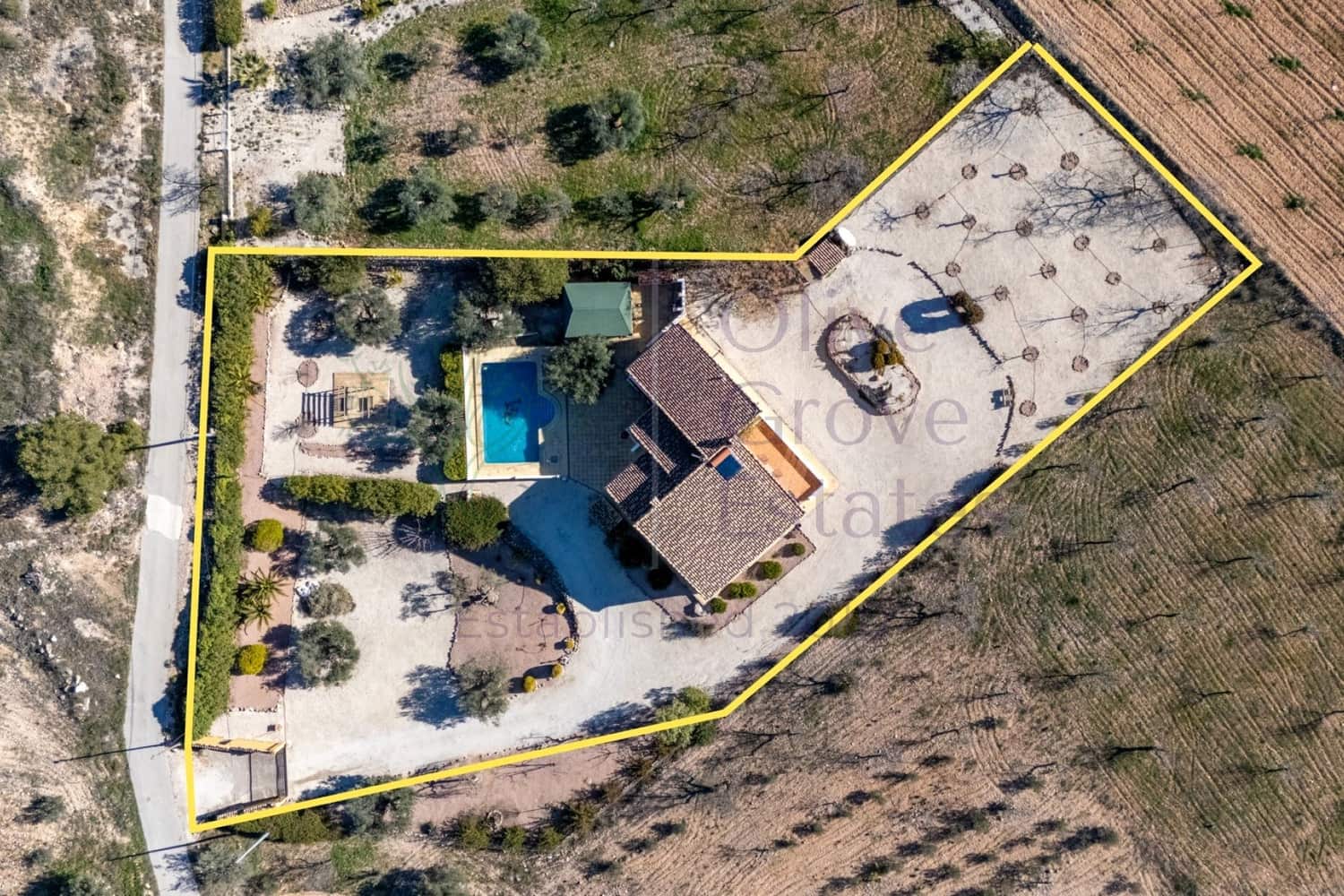 3 soveværelse Finca/Landehus til salg i Abanilla med swimmingpool garage - € 395.000 (Ref: 9909042)