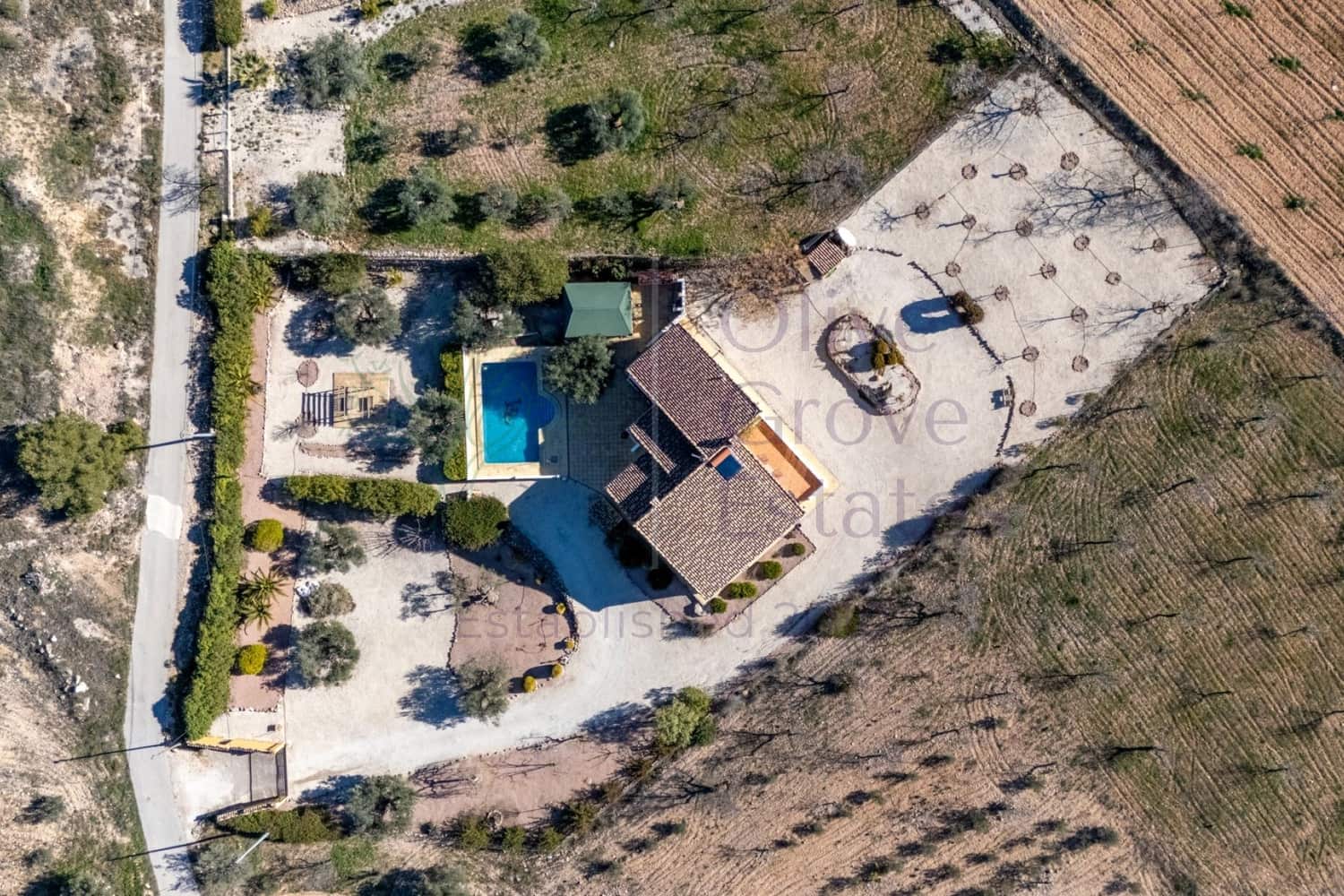 3 soveværelse Finca/Landehus til salg i Abanilla med swimmingpool garage - € 395.000 (Ref: 9909042)
