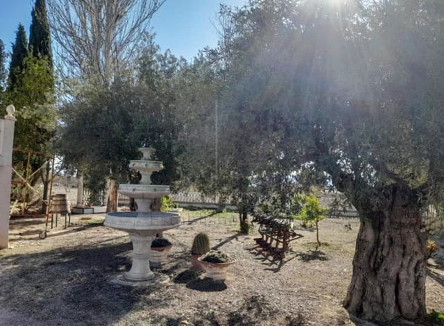 3 soveværelse Finca/Landehus til salg i Onil med swimmingpool - € 299.000 (Ref: 9922921)