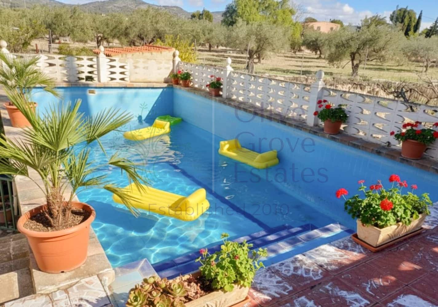 3 bedroom Finca/Country House for sale in Onil with pool - € 299,000 (Ref: 9922921)
