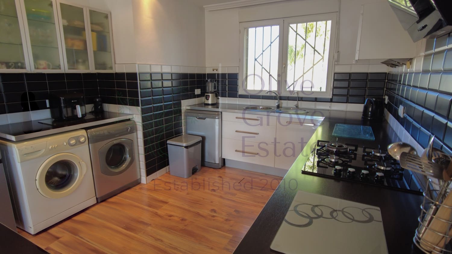 3 bedroom Finca/Country House for sale in Sax with pool garage - € 299,950 (Ref: 9928472)