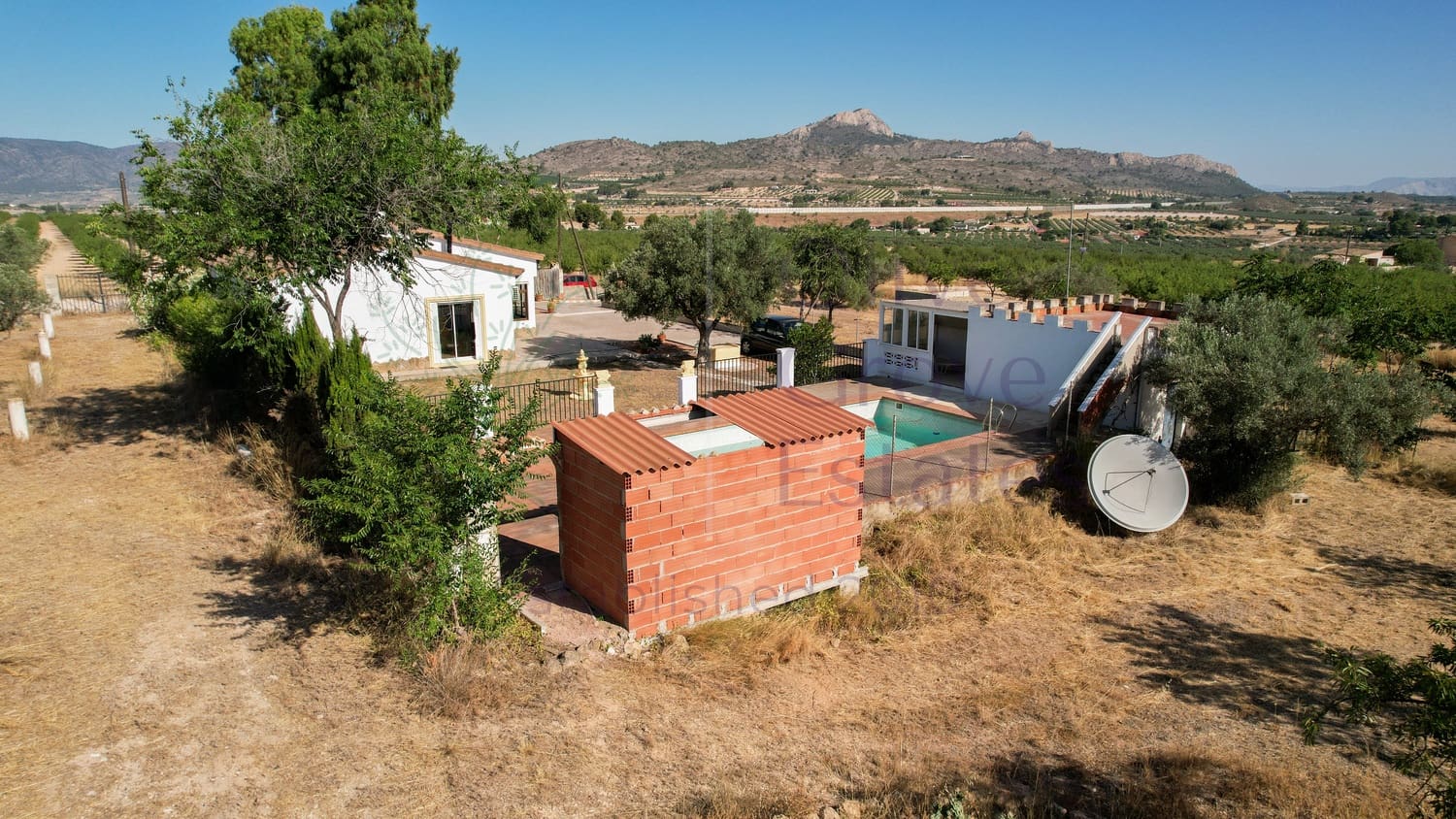 3 bedroom Finca/Country House for sale in Sax with pool garage - € 299,950 (Ref: 9928472)