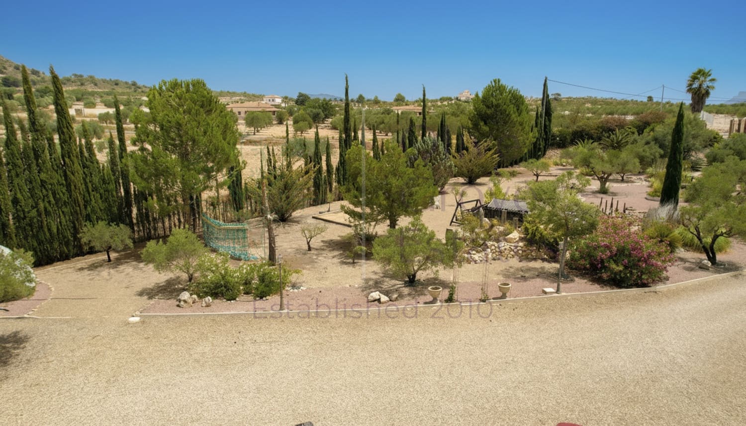 Chalet de 6 habitaciones en Salinas en venta con piscina garaje - 595.000 € (Ref: 9965931)