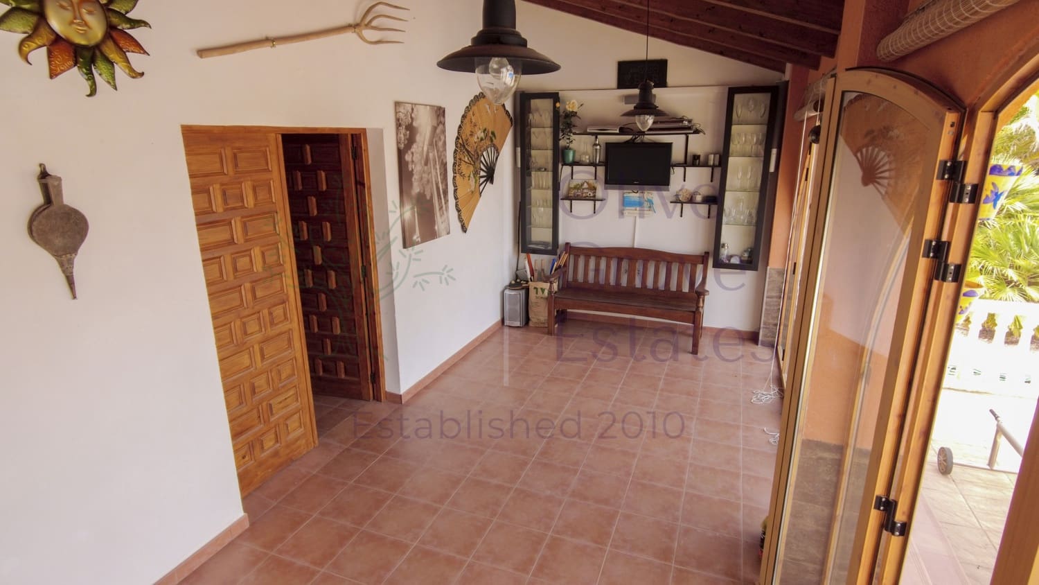6 bedroom Villa for sale in Salinas with pool garage - € 595,000 (Ref: 9965931)