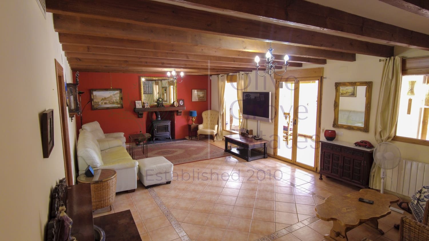 6 bedroom Villa for sale in Salinas with pool garage - € 595,000 (Ref: 9965931)