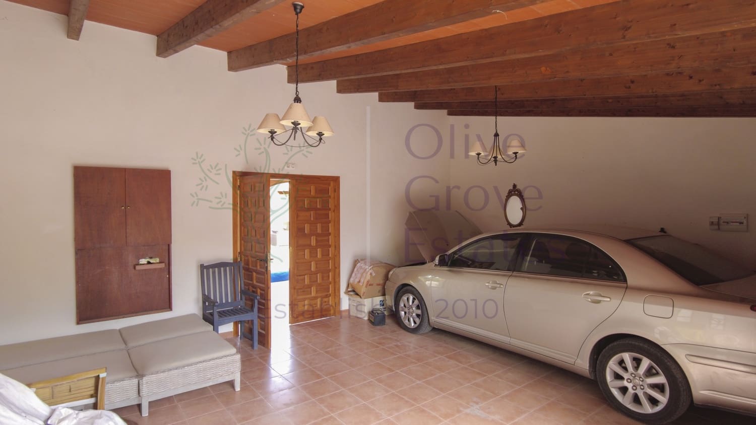 6 bedroom Villa for sale in Salinas with pool garage - € 595,000 (Ref: 9965931)