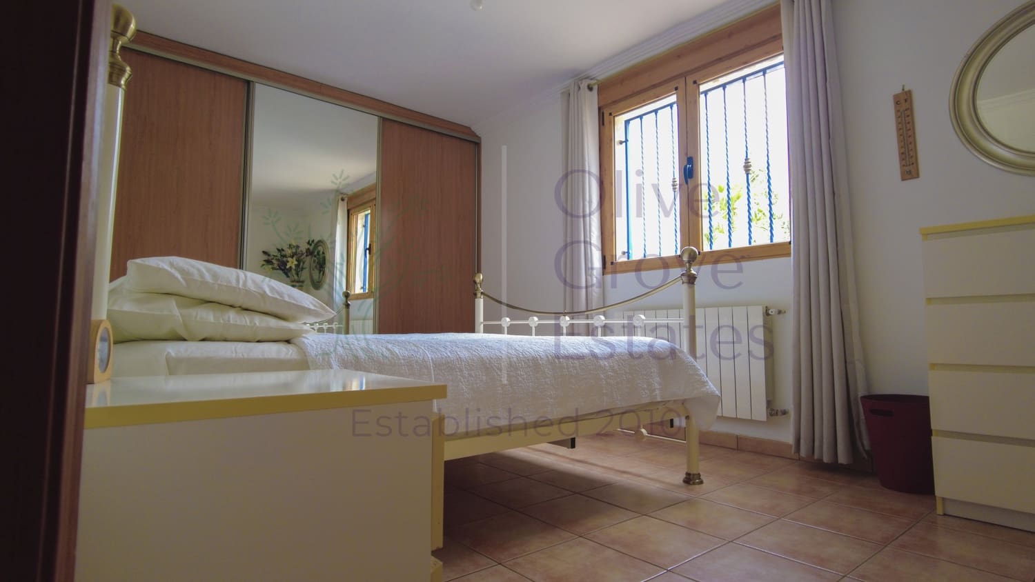 6 bedroom Villa for sale in Salinas with pool garage - € 595,000 (Ref: 9965931)