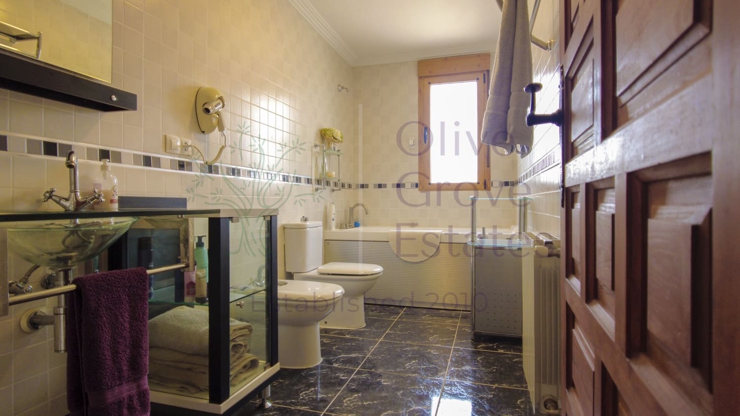 6 bedroom Villa for sale in Salinas with pool garage - € 595,000 (Ref: 9965931)