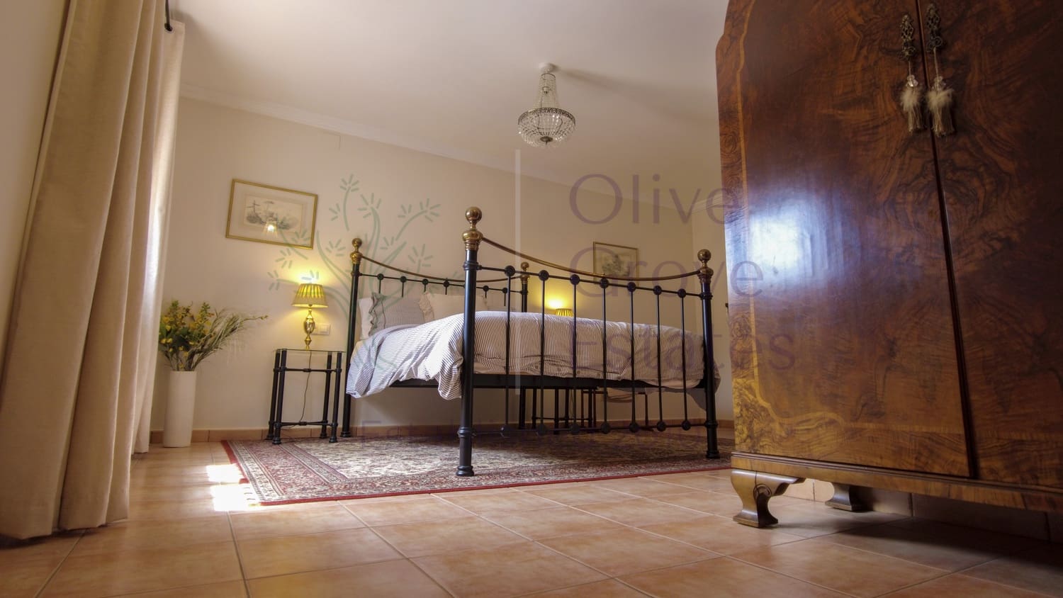 6 bedroom Villa for sale in Salinas with pool garage - € 595,000 (Ref: 9965931)