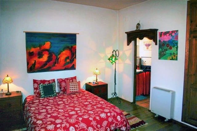 4 soveværelse Finca/Landehus til salg i Capileira med swimmingpool - € 430.000 (Ref: 4523789)