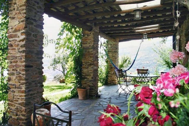 4 soveværelse Finca/Landehus til salg i Capileira med swimmingpool - € 430.000 (Ref: 4523789)