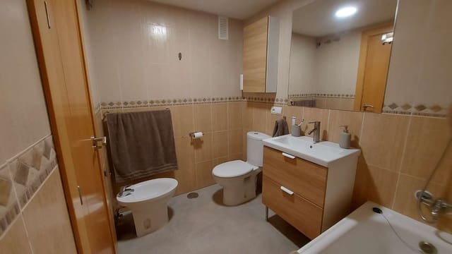 2 sypialnia Apartament przy plaży do wynajęcia w Cala Marqués, Vera z basenem garażem - 950 € (Ref: 10026884)