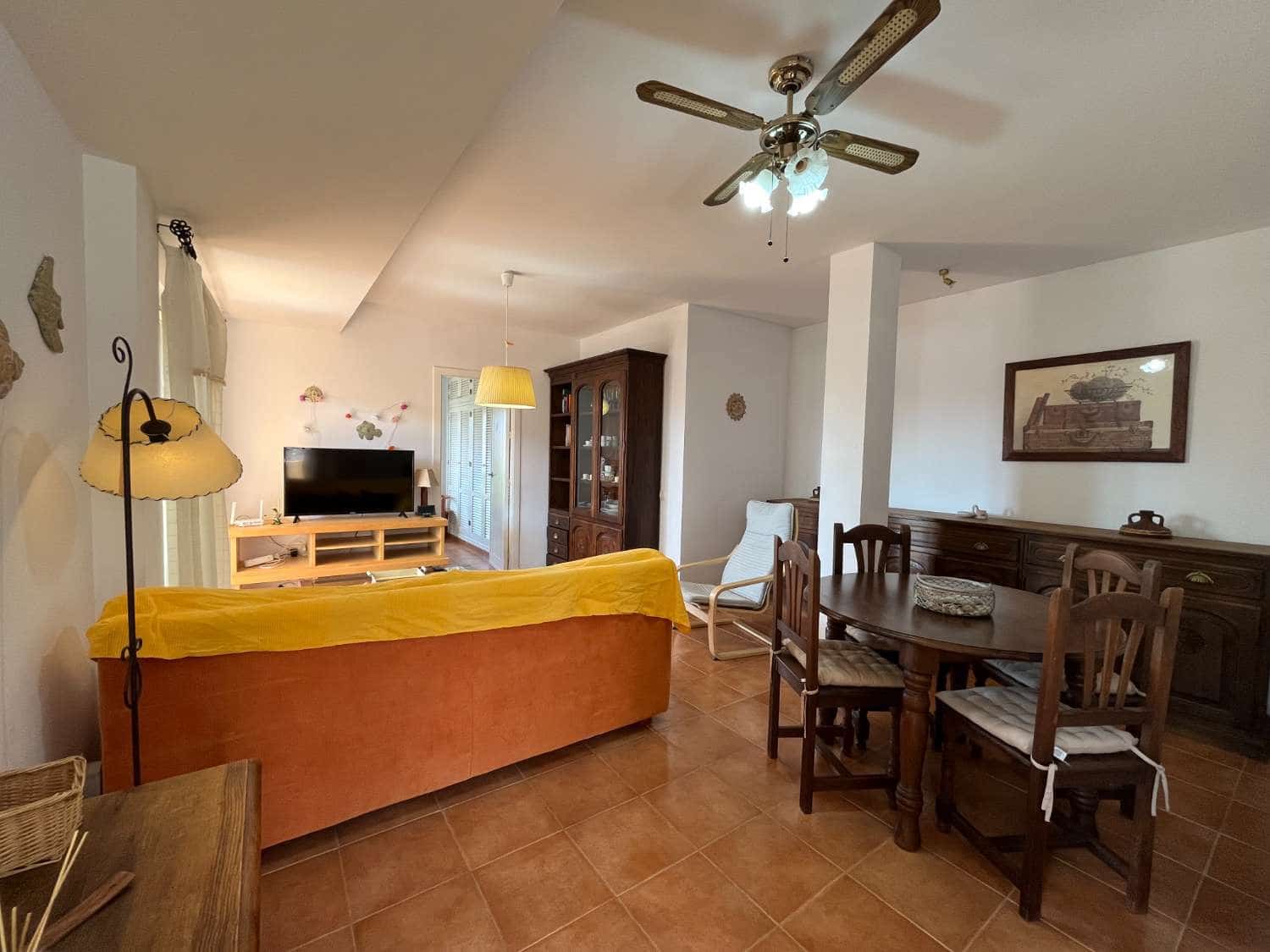 2 bedroom Beach Apartment for holiday rental in Puerto del Rey with pool garage - € 700 (Ref: 7886915)