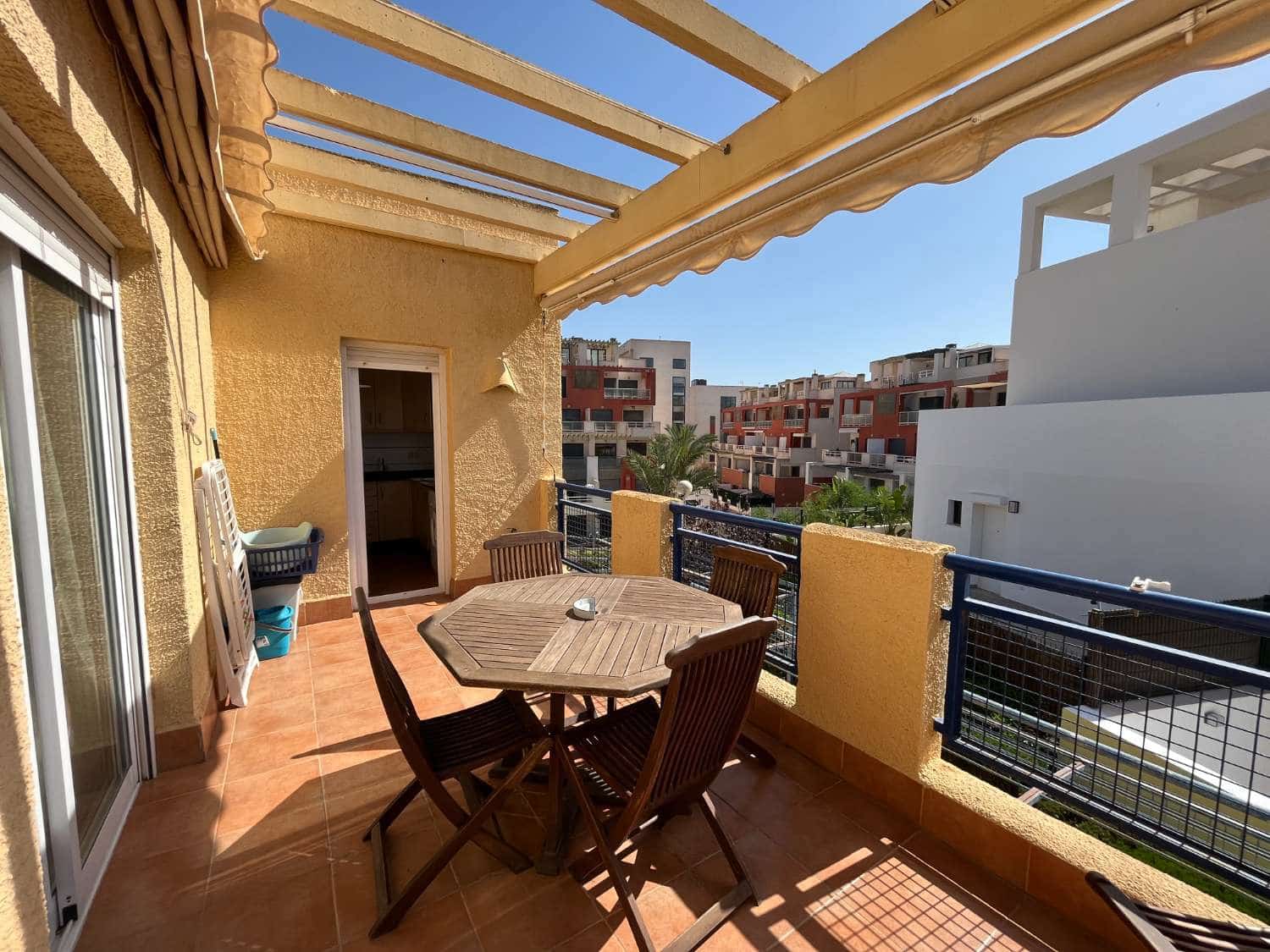 2 bedroom Beach Apartment for holiday rental in Puerto del Rey with pool garage - € 700 (Ref: 7886915)