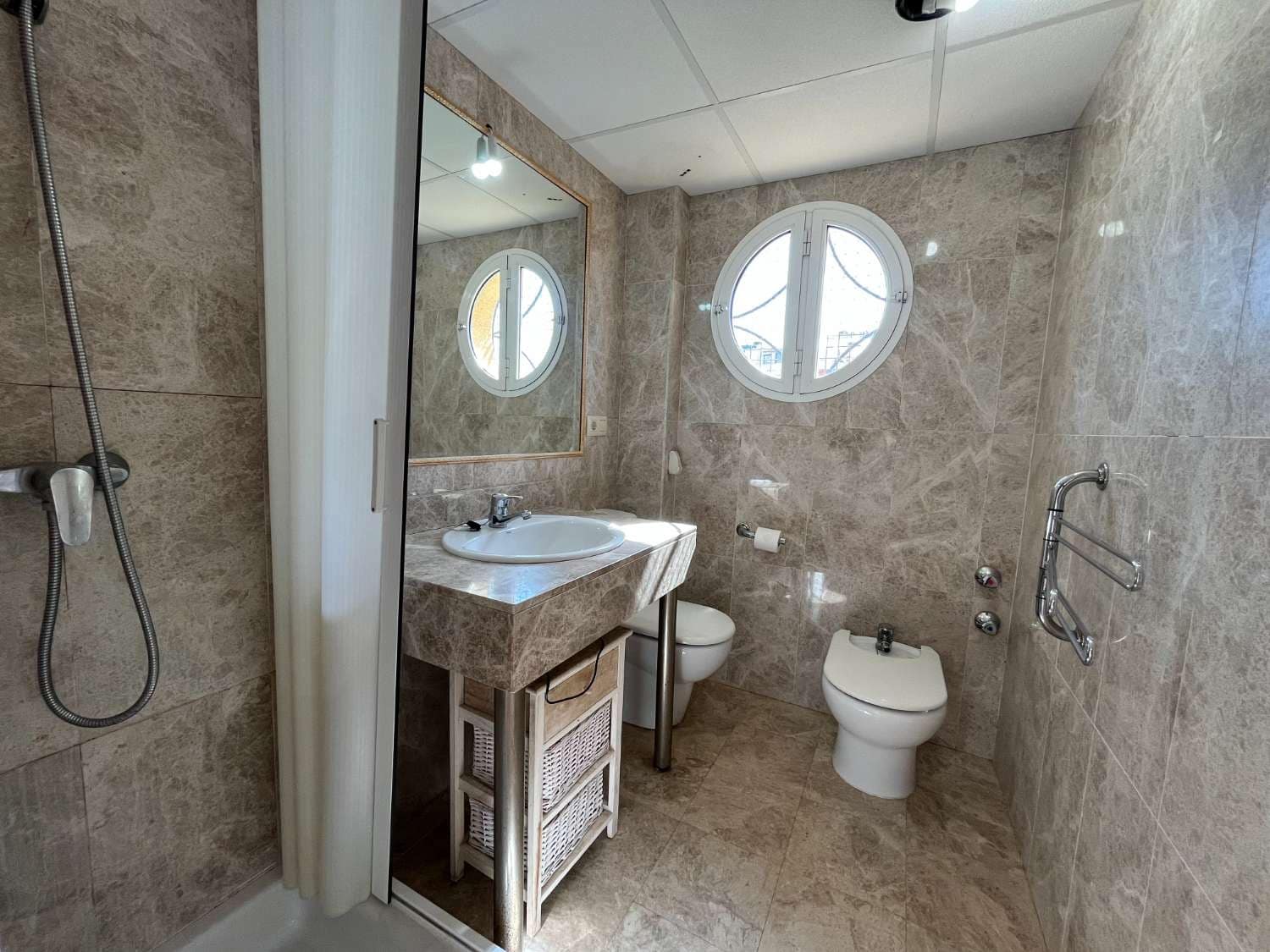 2 bedroom Beach Apartment for holiday rental in Puerto del Rey with pool garage - € 700 (Ref: 7886915)