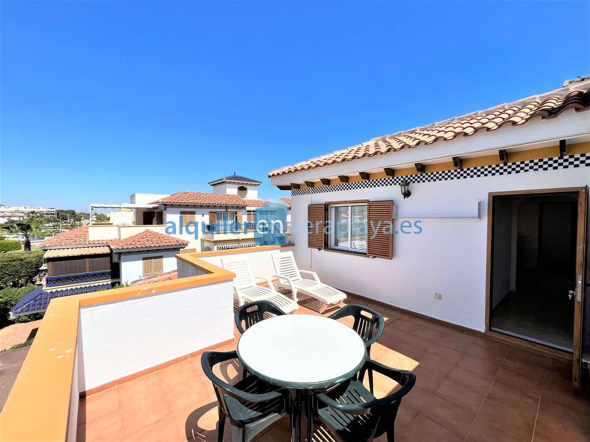 2 slaapkamer Penthouse voor vakantieverhuur in Vera met zwembad garage - € 700 (Ref: 8646935)