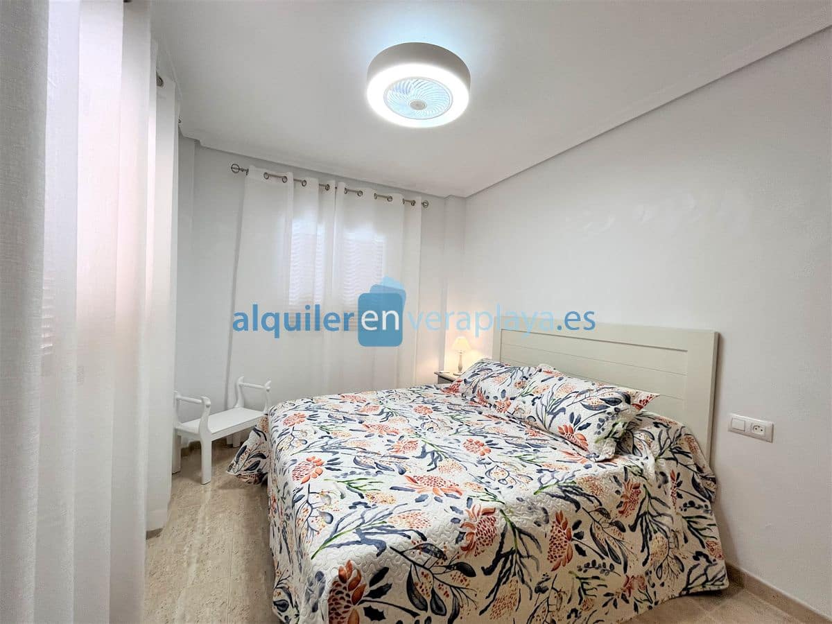 2 slaapkamer Penthouse voor vakantieverhuur in Vera met zwembad garage - € 700 (Ref: 8646935)