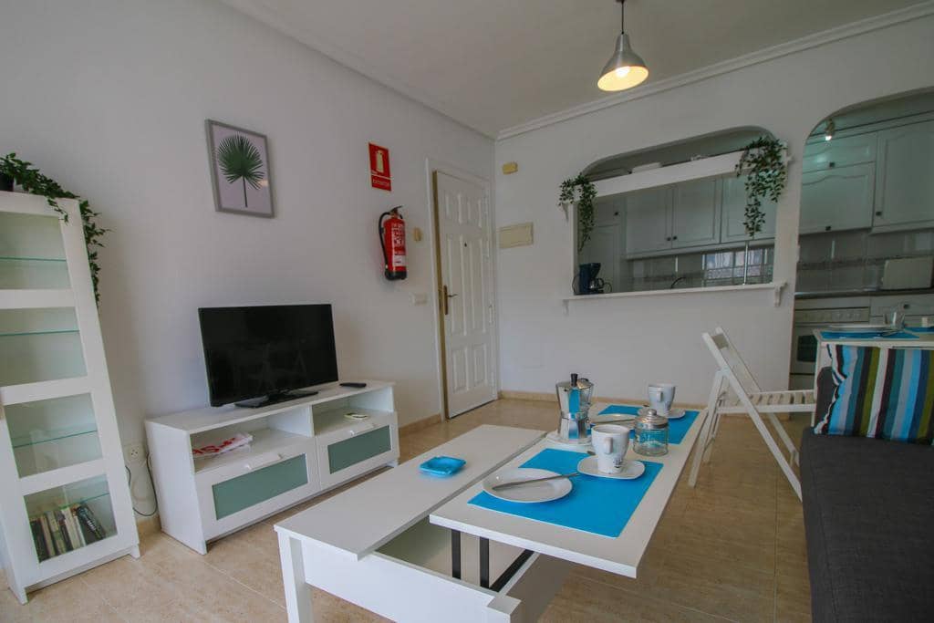 1 slaapkamer Penthouse voor vakantieverhuur in Vera met zwembad garage - € 651 (Ref: 8646940)